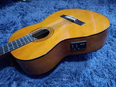 ویژگی گیتار یاماها CX40 - مشخصات گیتار یاماها CX40